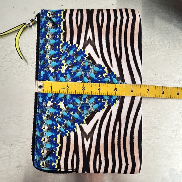 Stella & Dot Clutch - Picture 5 of 5